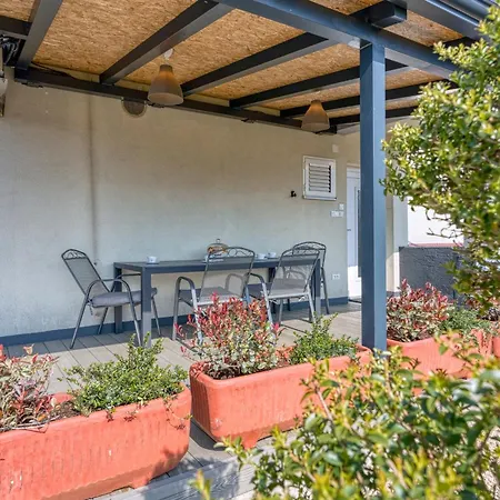 Appartamento Petricija With Garden